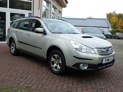 Gebraucht Subaru Outback Active 150 PS (110 kW) 2012 Gold SUV