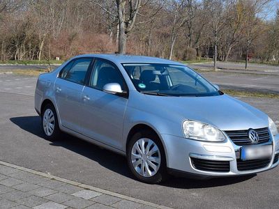 Gebraucht VW Jetta Comfortline 102 PS (75 kW) 2006 Limousine