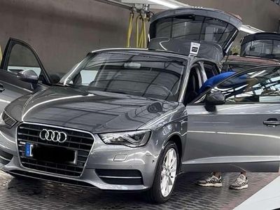 Gebraucht Audi A3 Ambition 150 PS (110 kW) 2015 Grau Limousine