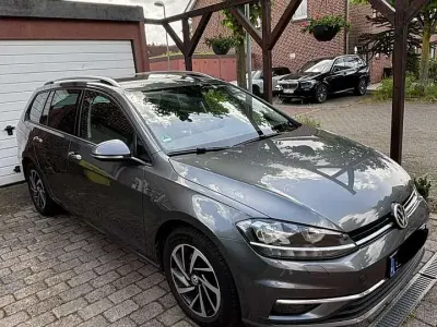 Gebraucht VW Golf VII Join 116 PS (85 kW) 2018 Kombi
