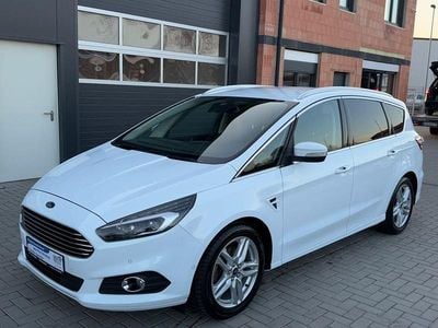 Gebraucht Ford S-MAX Titanium 239 PS (175 kW) 2015 Weiß Van / Kleinbus