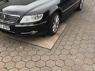 VW Phaeton