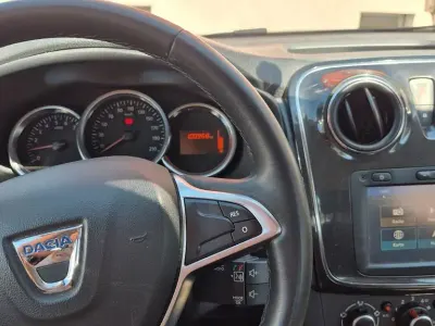 Gebraucht Dacia Sandero Comfort 73 PS (53 kW) 2018 Blau Limousine