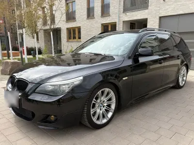 Gebraucht BMW 523 M Sport 190 PS (139 kW) 2007 Schwarz Kombi
