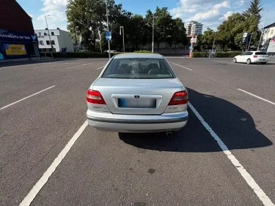 Gebraucht Volvo S40 1999 Silber Limousine