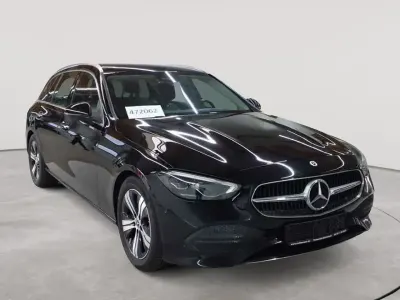 Gebraucht Mercedes C200 Advanced 163 PS (119 kW) 2024 Schwarz Kombi