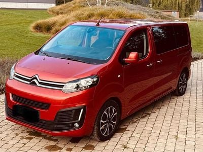 Rot Gebraucht 2017 Citroën Spacetourer Van / Kleinbus | 16.500 € (Fairer Preis)