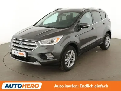 Gebraucht Ford Kuga Titanium 150 PS (110 kW) 2017 Grau SUV
