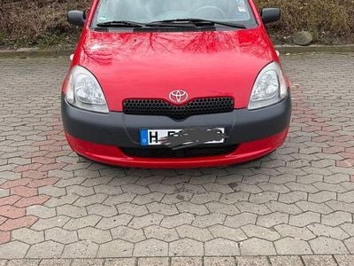 Gebraucht Toyota Yaris Eco 68 PS (50 kW) 2000 Rot Limousine