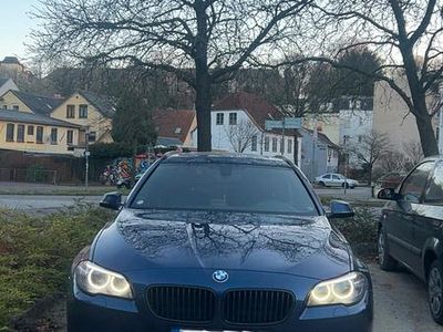 Gebraucht BMW 520 190 PS (139 kW) 2016 Blau Kombi