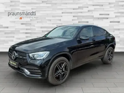 Gebraucht Mercedes GLC300de AMG 306 PS (225 kW) 2021 Schwarz Limousine