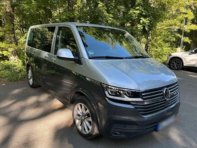 Usata VW Multivan Comfortline 204 CV (150 kW) 2022 Grigio Monovolume