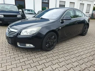 Brugt Opel Insignia Sport 220 HK (161 kW) 2010 Sort Sedan