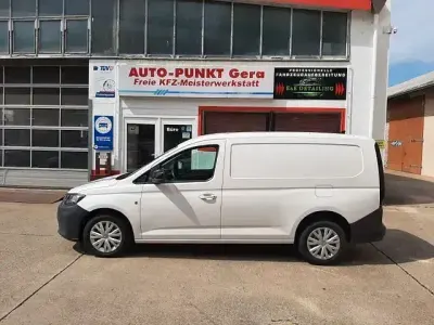 Gebraucht VW Caddy Maxi 122 PS (89 kW) 2021 Candyweiss Van / Kleinbus