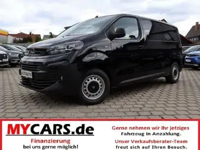 Używany Opel Vivaro-e Combi