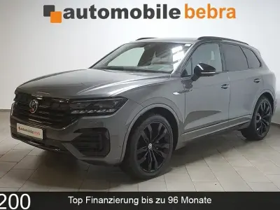 Gebraucht VW Touareg 286 PS (210 kW) 2023 Siliziumgrau SUV