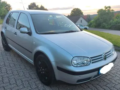 Gebraucht VW Golf IV Edition 105 PS (77 kW) 2001 Silber Limousine