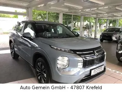 Ny Mitsubishi Outlander P-HEV Basis 306 HK (225 kW) 2026 Grå SUV