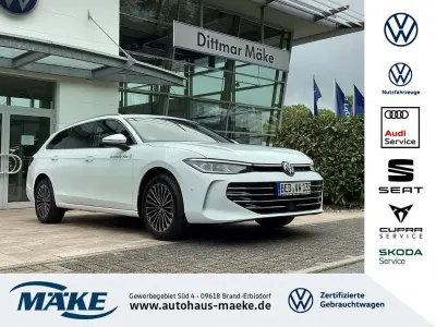 Gebraucht VW Passat Elegance 150 PS (110 kW) 2026 Pure white Kombi