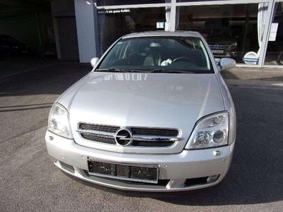 Begagnad Opel Vectra Elegance 147 HK (108 kW) 2002 Silver Sedan