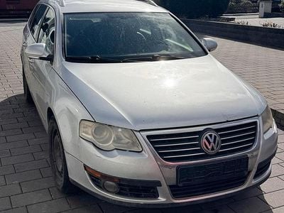 Używany VW Passat Highline 140 KM (102 kW) 2006 Srebrny Kombi