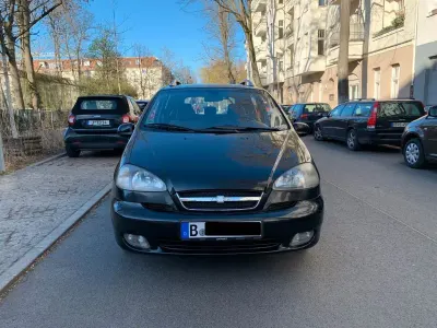 Second-hand Chevrolet Tacuma 122 CP (89 kW) 2008 Negru Monovolum