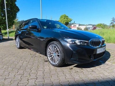 Second-hand BMW 320e Sport Line 163 CP (119 kW) 2022 Negru Break