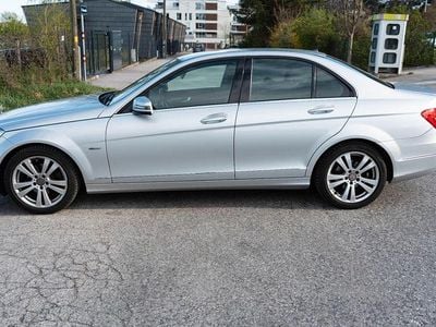 Gebraucht Mercedes C180 156 PS (114 kW) 2011 Silber Limousine