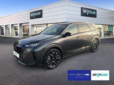 Neu Peugeot 5008 GT 145 PS (106 kW) 2025 Grau Van / Kleinbus