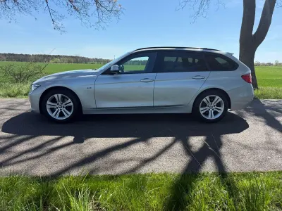 Gebraucht BMW 318 Sport Line 143 PS (105 kW) 2015 Silber Kombi
