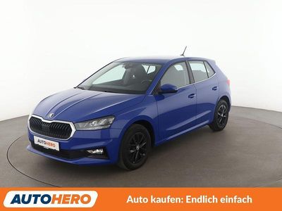 Blau Gebraucht 2023 Skoda Fabia Style Limousine | 16.300 € (Fairer Preis)