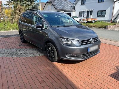 Gebraucht VW Sharan Highline 184 PS (135 kW) 2016 Grau Van / Kleinbus