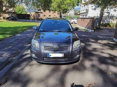 gebraucht Toyota Avensis 2.2 D-CAT Combi Executive