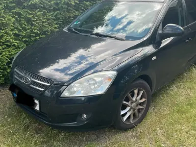 Gebraucht Kia Ceed Sportswagon 122 PS (89 kW) 2009 Schwarz Kombi