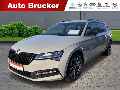 Grau Gebraucht 2023 Skoda Superb SportLine Kombi | 39.670 € (Teuer)