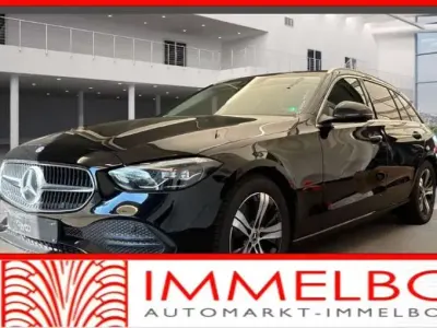 Gebraucht Mercedes C200 163 PS (119 kW) 2023 Schwarz Limousine