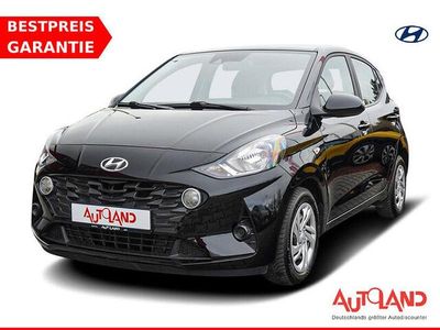 Gebraucht Hyundai i10 Select 67 PS (49 kW) 2021 Schwarz Kleinwagen