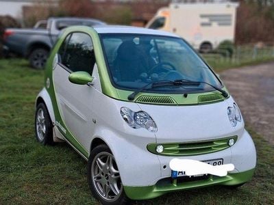 Weiß Gebraucht 2002 Smart ForTwo Coupé Passion Coupé | 3.250 € (Etwas zu teuer)