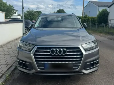 Gebraucht Audi Q7 Comfort 272 PS (200 kW) 2015 Grau SUV