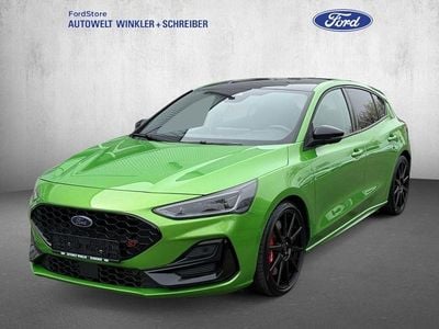 Używany Ford Focus ST 280 KM (205 kW) 2024 Zielony Sedan/Limuzyna