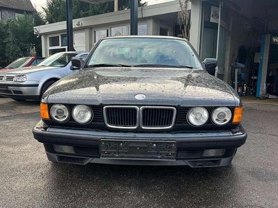 Gebraucht BMW 740 286 PS (210 kW) 1992 Schwarz Limousine