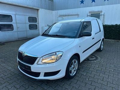 Usata Skoda Roomster 69 CV (50 kW) 2010 Bianco Monovolume