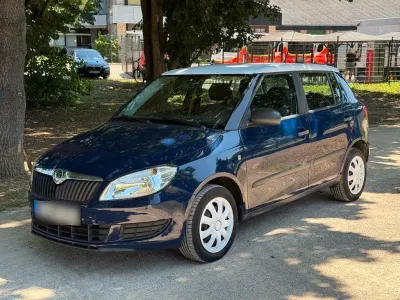 Gebraucht Skoda Fabia Cool Edition 90 PS (66 kW) 2011 Blau Kleinwagen