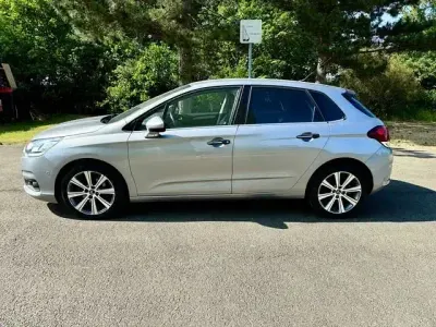Gebraucht Citroën C4 Shine 131 PS (96 kW) 2016 Grau Limousine