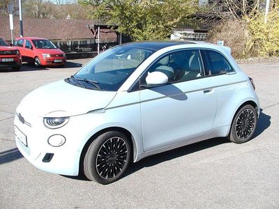 Gebraucht Fiat 500e La Prima 86 kW (118 PS) 2023 Blau
