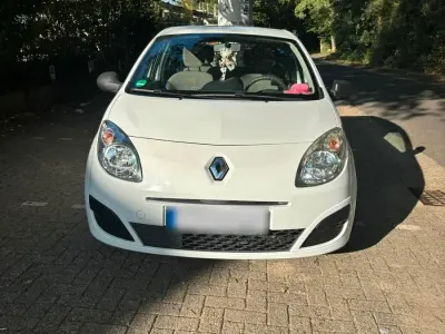 Gebraucht Renault Twingo 70 PS (51 kW) 2010 Weiß Kleinwagen