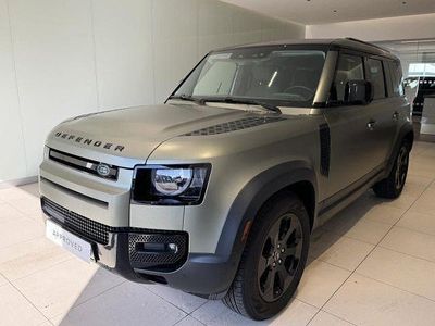 Farbe: grün Gebraucht 2020 Land Rover Defender Black Edition SUV | 51.900 € (Etwas zu teuer)