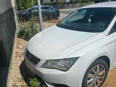 Gebraucht Seat Leon 105 PS (77 kW) 2013 Weiß Kleinwagen