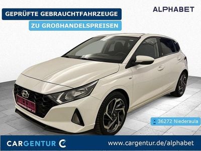Gebraucht Hyundai i20 Edition 30+ 101 PS (74 kW) 2021 Polar white uni Kleinwagen