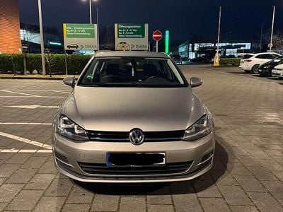 VW Golf VII